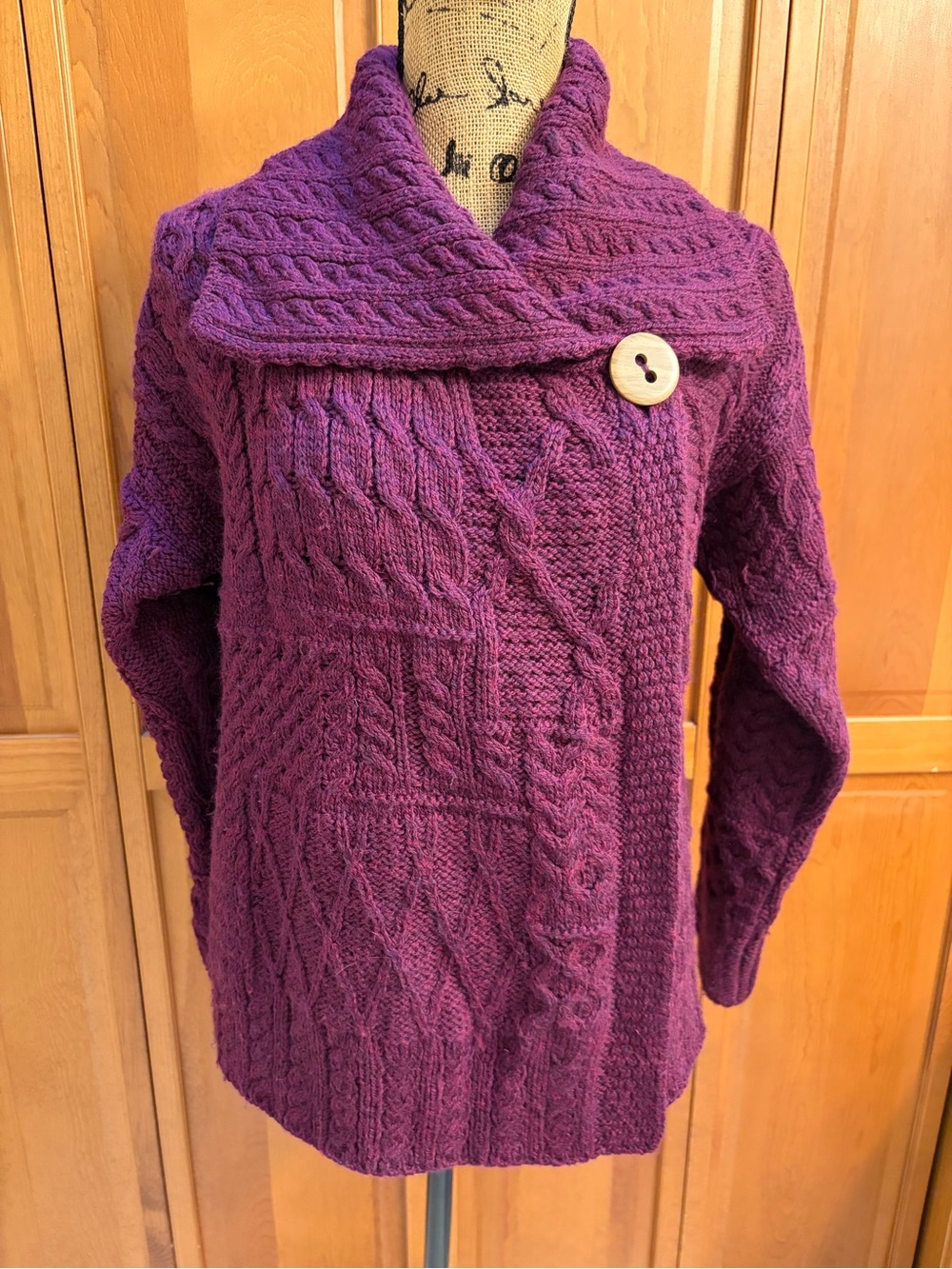 Aran Woolen Mills Ceide Cardigan in 100% Merino Wool